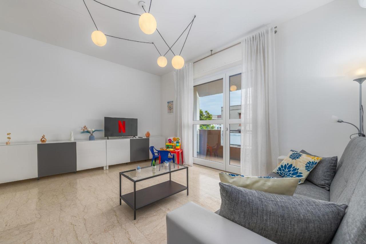 Niguarda-Zara Xxl Home,Two Balconies,Wifi,Family Milaan Buitenkant foto