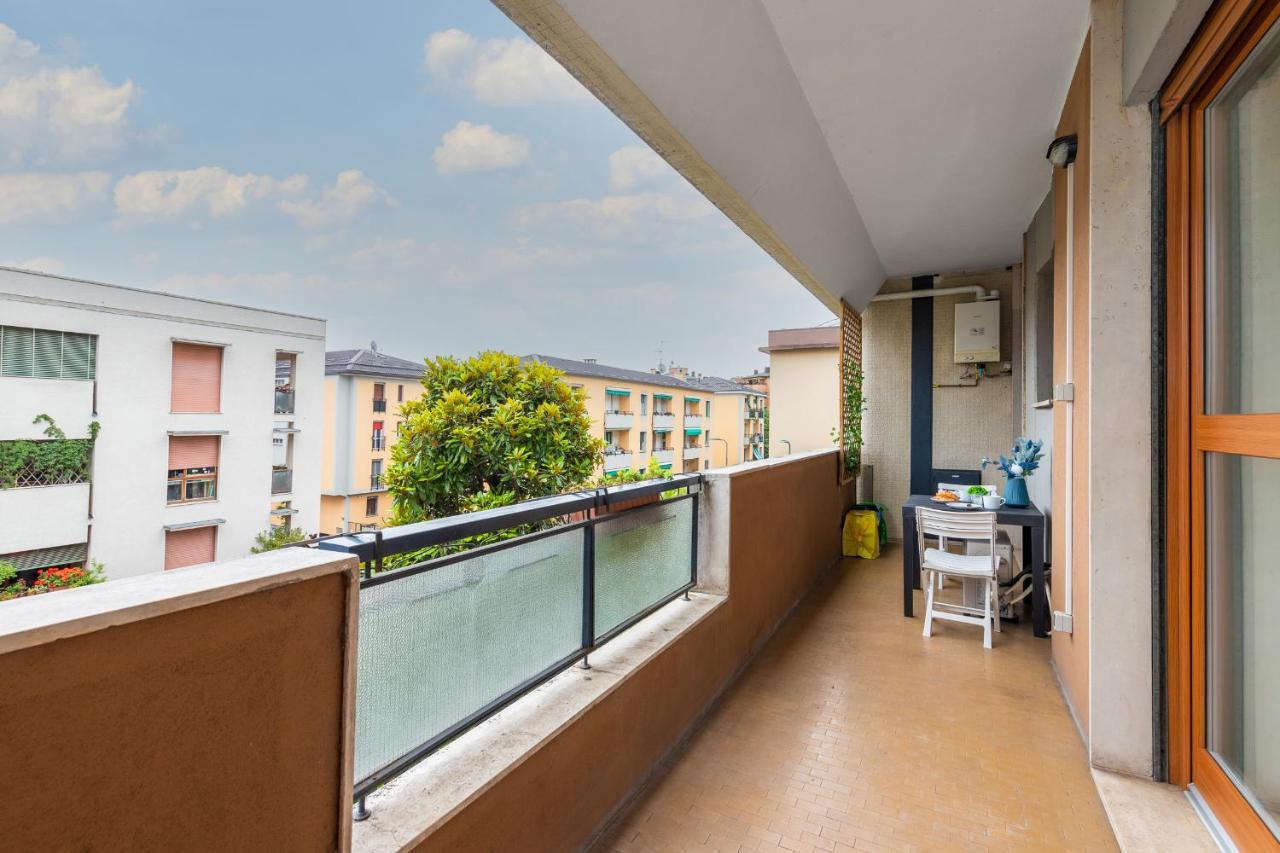 Niguarda-Zara Xxl Home,Two Balconies,Wifi,Family Milaan Buitenkant foto