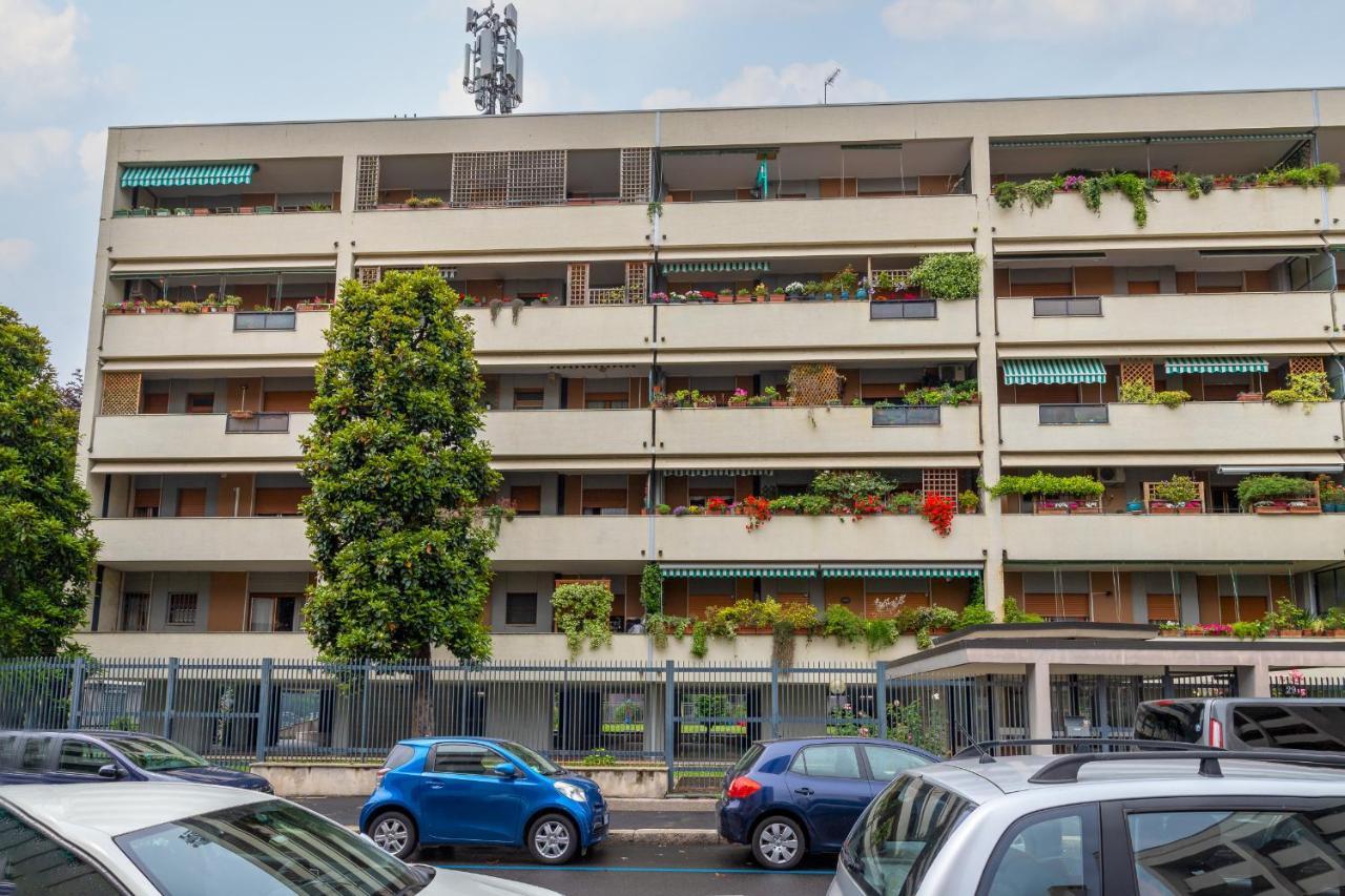 Niguarda-Zara Xxl Home,Two Balconies,Wifi,Family Milaan Buitenkant foto